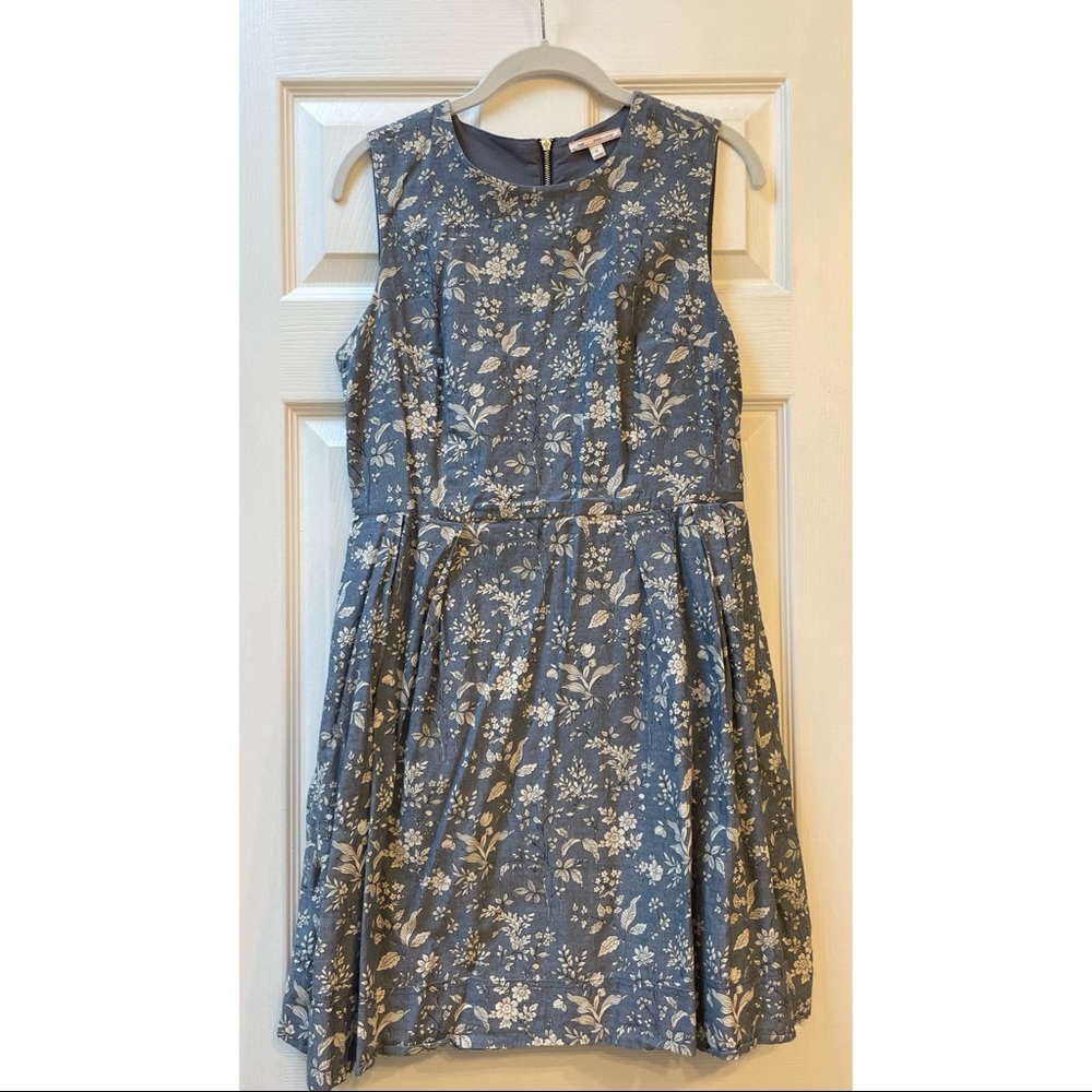 Gap Floral Pleated Chambray Dress